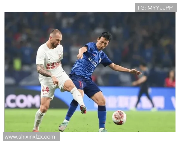 成都羽毛球队在世锦赛积分榜上以73分稳居第一名展现强劲实力